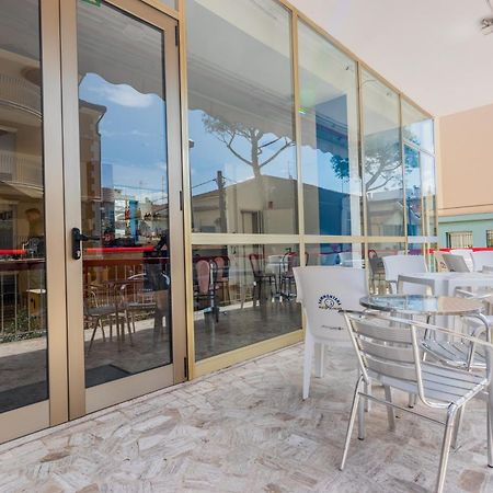 Hotel Serafini Rimini Exterior foto