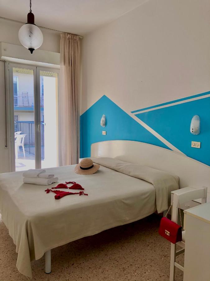 Hotel Serafini Rimini Exterior foto
